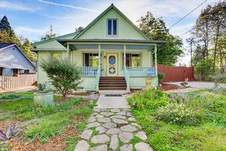 437 Zion St, Nevada City, CA 95959