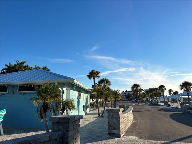 4518 GARNET DRIVE 201, New Port Richey, FL 34652