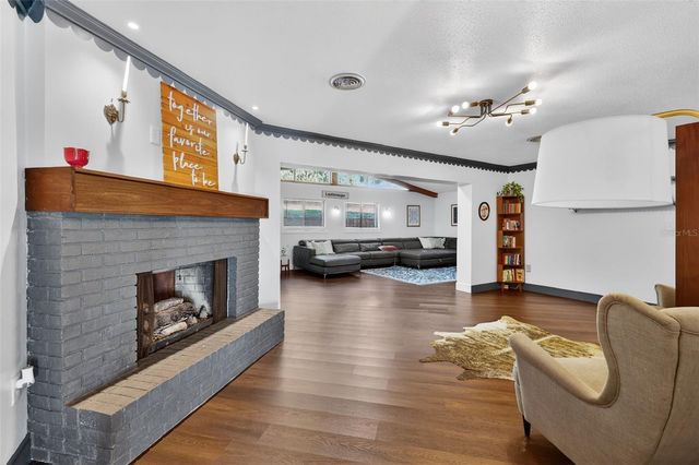 1039 LAKE GRACIE DRIVE, Eustis, FL 32726