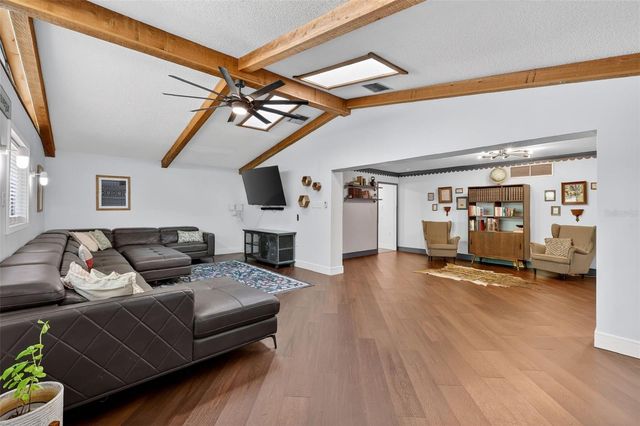 1039 LAKE GRACIE DRIVE, Eustis, FL 32726