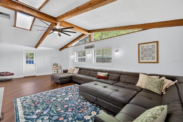 1039 LAKE GRACIE DRIVE, Eustis, FL 32726