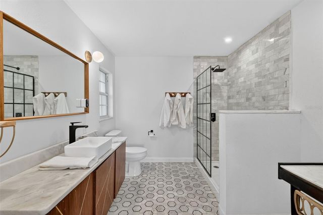 1039 LAKE GRACIE DRIVE, Eustis, FL 32726