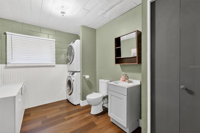 1039 LAKE GRACIE DRIVE, Eustis, FL 32726