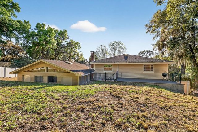 1039 LAKE GRACIE DRIVE, Eustis, FL 32726