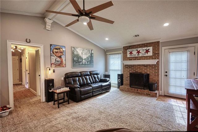 20 Buck Creek Drive, Covington, GA 30016