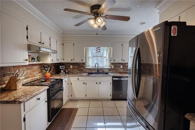 20 Buck Creek Drive, Covington, GA 30016