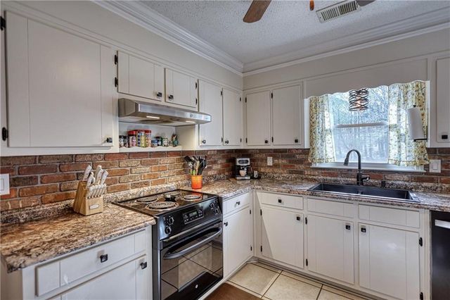 20 Buck Creek Drive, Covington, GA 30016