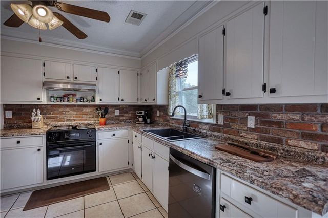 20 Buck Creek Drive, Covington, GA 30016