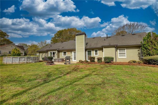 20 Buck Creek Drive, Covington, GA 30016