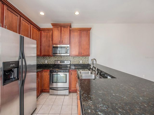 6810 KISSIMMEE STREET S, Tampa, FL 33616