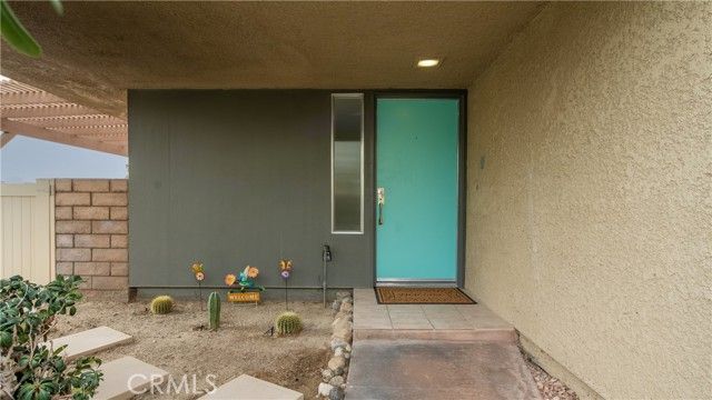 1457 Sunflower Circle, Palm Springs, CA 92262