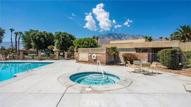 1457 Sunflower Circle, Palm Springs, CA 92262