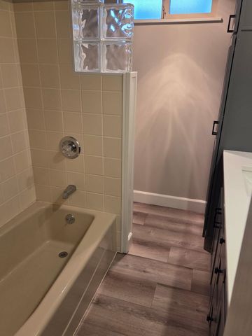 48 W 37TH Ave, Spokane, WA 99203