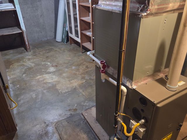 48 W 37TH Ave, Spokane, WA 99203