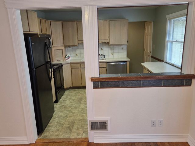 48 W 37TH Ave, Spokane, WA 99203