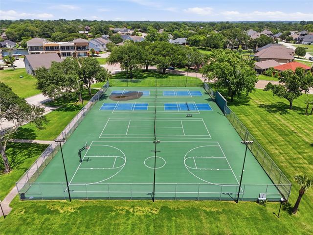1907 Clipper Circle, Willis, TX 77318