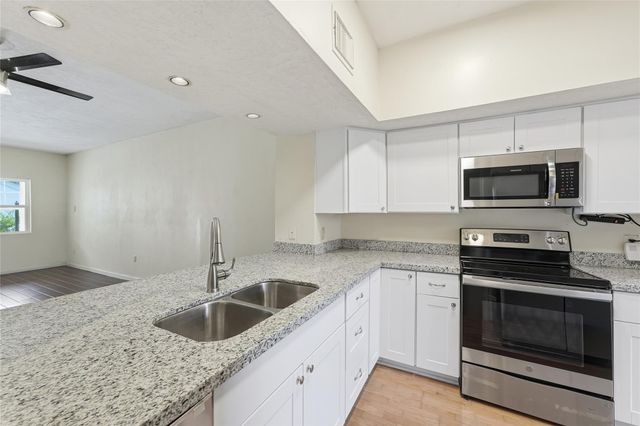 1907 Clipper Circle, Willis, TX 77318