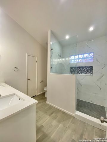 2934 oak leigh, San Antonio, TX 78232