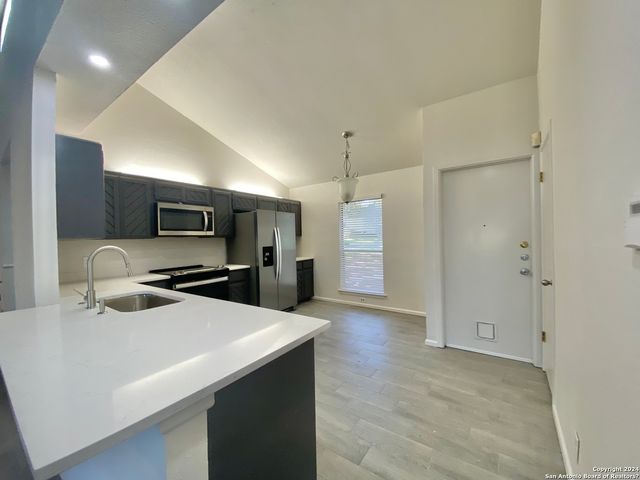 2934 oak leigh, San Antonio, TX 78232