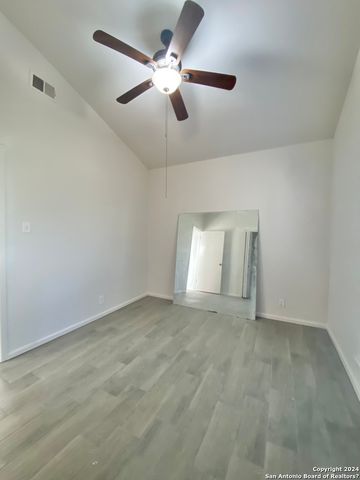 2934 oak leigh, San Antonio, TX 78232