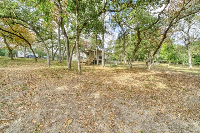 10232 Riley Green Road, Franklin, TX 77856