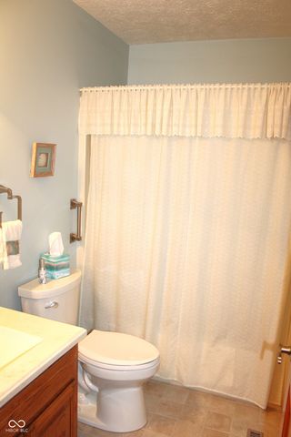 5456 Carnoustie Circle, Avon, IN 46123