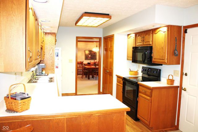 5456 Carnoustie Circle, Avon, IN 46123