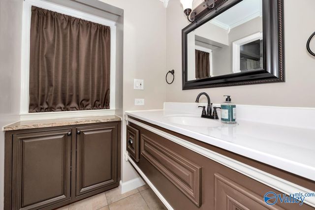 300 Autumn Lane, Madison, AL 35758