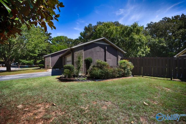300 Autumn Lane, Madison, AL 35758