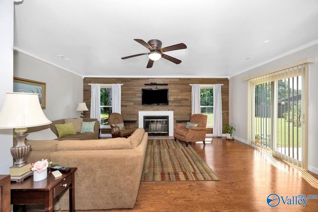 300 Autumn Lane, Madison, AL 35758