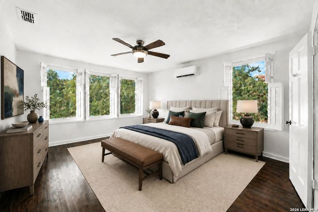 710 Wiltshire, Terrell Hills, TX 78209