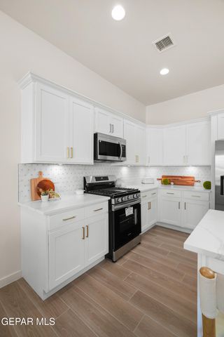 15036 Allegiance Avenue, El Paso, TX 79938