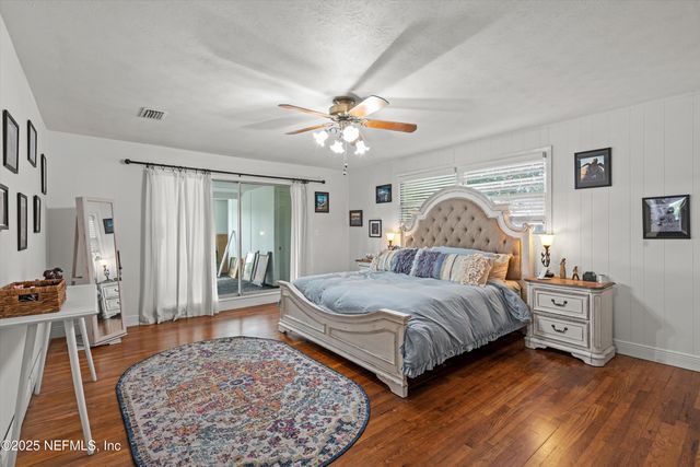6241 RIVIERA MANOR Drive, Jacksonville, FL 32216