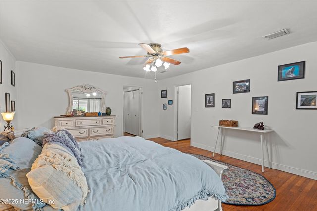 6241 RIVIERA MANOR Drive, Jacksonville, FL 32216
