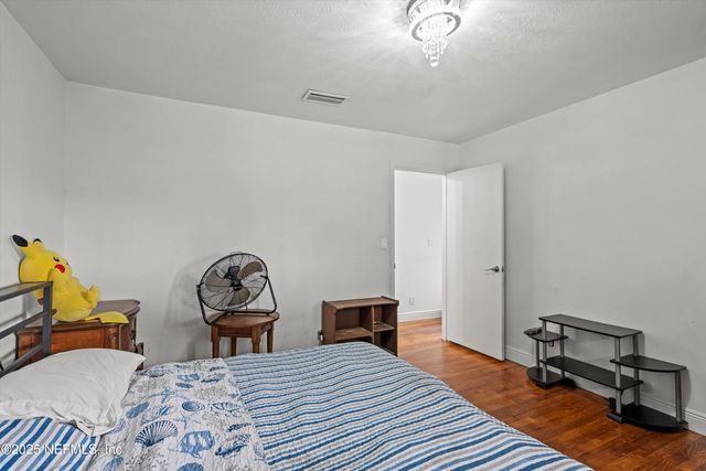 6241 RIVIERA MANOR Drive, Jacksonville, FL 32216