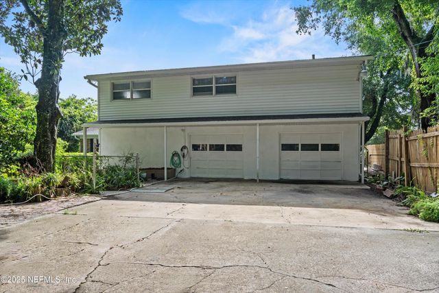 6241 RIVIERA MANOR Drive, Jacksonville, FL 32216