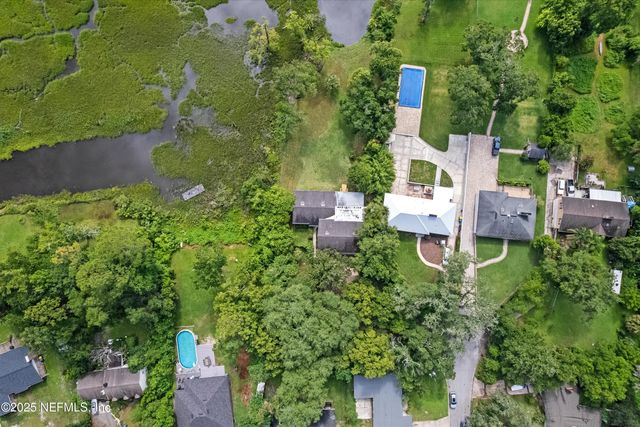 6241 RIVIERA MANOR Drive, Jacksonville, FL 32216