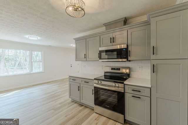 7498 Helms Court, Jonesboro, GA 30236