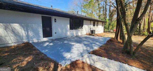 7498 Helms Court, Jonesboro, GA 30236