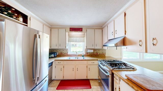 1515 Plaza Drive, Dothan, AL 36303