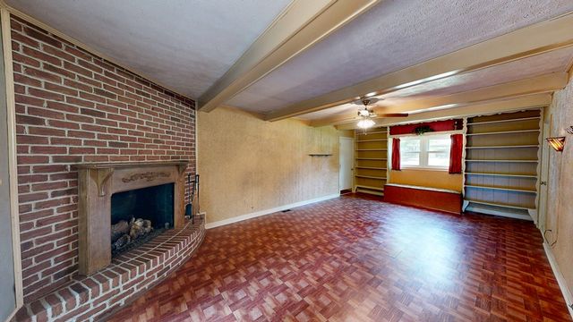 1515 Plaza Drive, Dothan, AL 36303