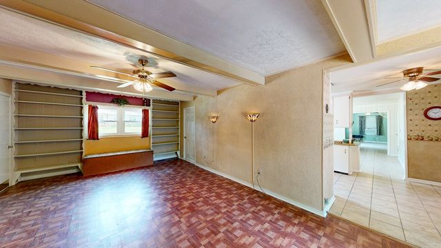 1515 Plaza Drive, Dothan, AL 36303