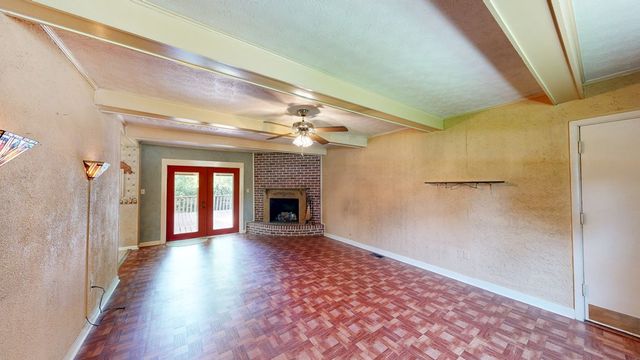 1515 Plaza Drive, Dothan, AL 36303