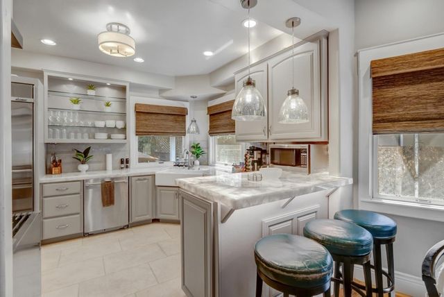 2526 Capitol Ave, Sacramento, CA 95816