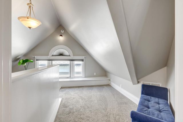 2526 Capitol Ave, Sacramento, CA 95816