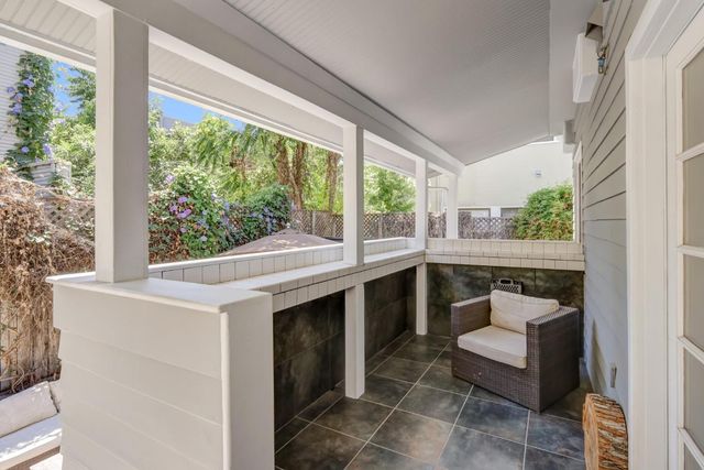 2526 Capitol Ave, Sacramento, CA 95816