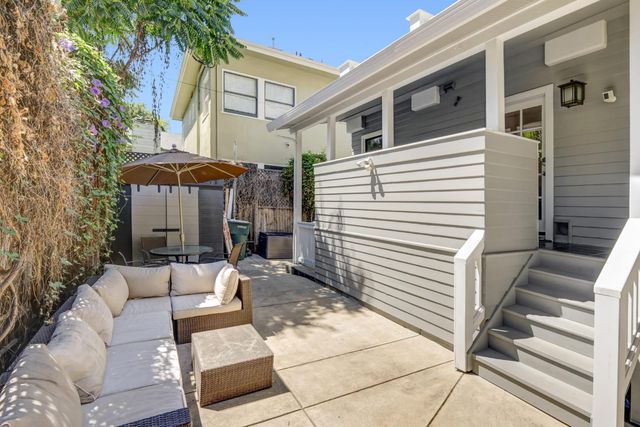 2526 Capitol Ave, Sacramento, CA 95816