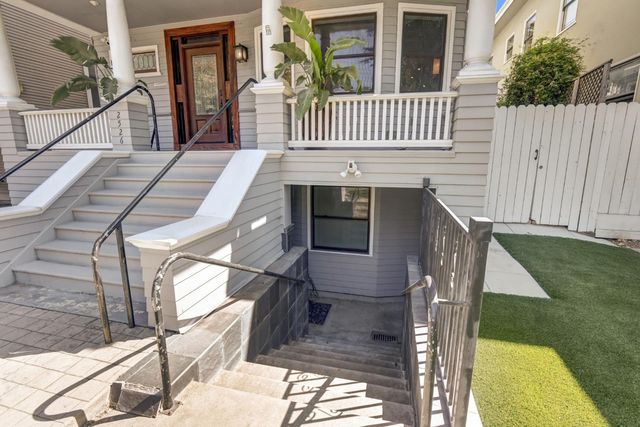 2526 Capitol Ave, Sacramento, CA 95816