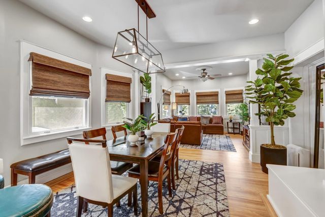 2526 Capitol Ave, Sacramento, CA 95816