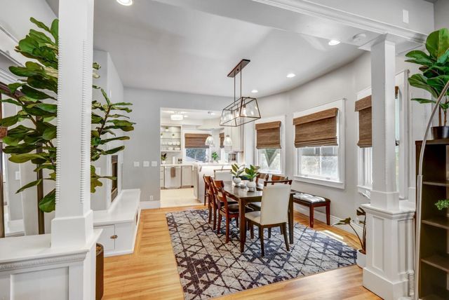 2526 Capitol Ave, Sacramento, CA 95816